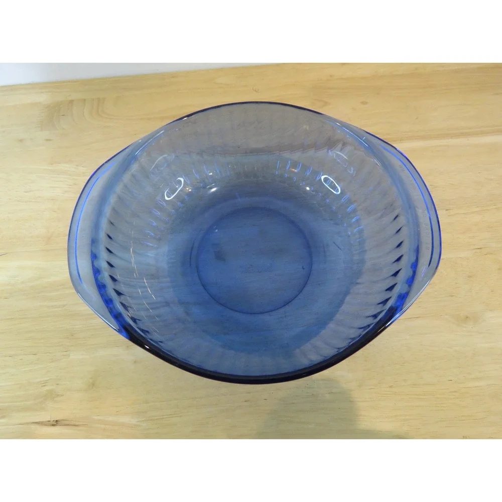 VTG Set of 2 Pyrex Sculptured 2-Quart Casserole Bowls Ribbed Design Cobalt Blue
